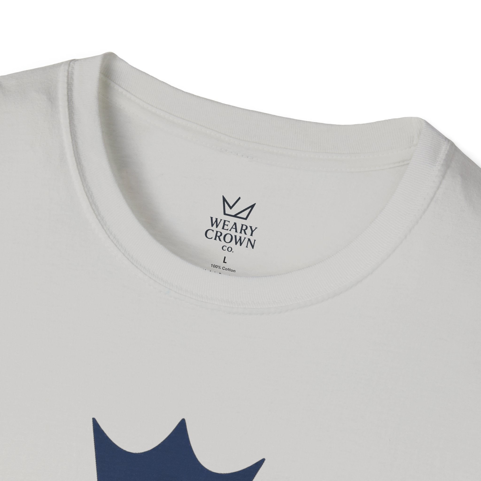 Wolf Compass Leadership Tee – Minimal Crest Graphic T‑Shirt
